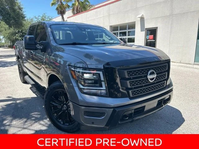 2023 Nissan Titan SV 4X2 Crew Cab's photo