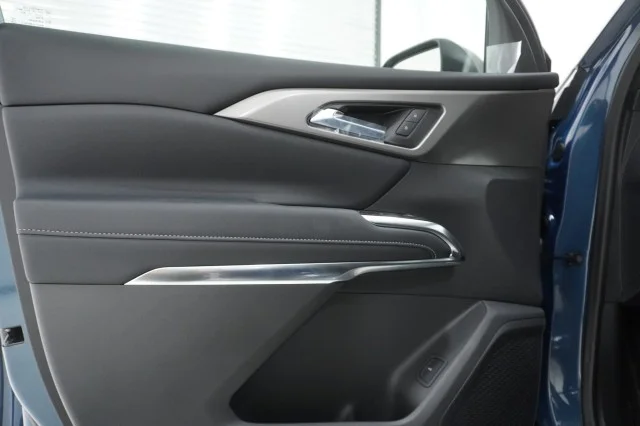 2026 Chevrolet Traverse LT - Photo 14