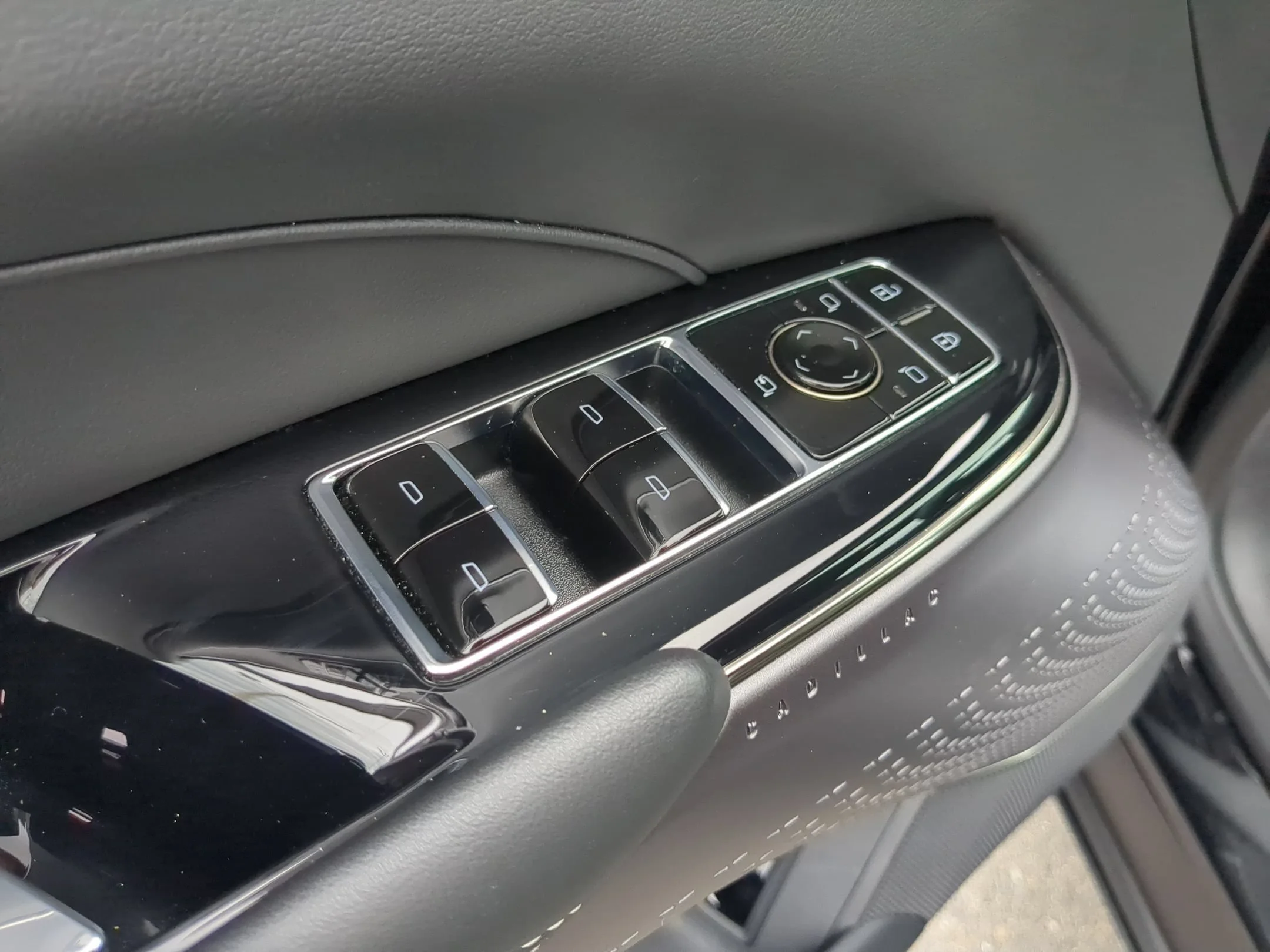 2024 Cadillac LYRIQ Sport 1 - Photo 22