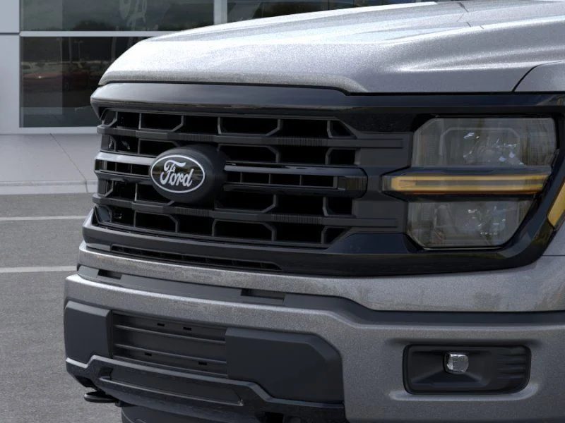 New 2026 Carbonized Gray Metallic Ford XLT image 17