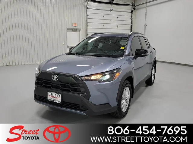 2026 Toyota Corolla Cross LE