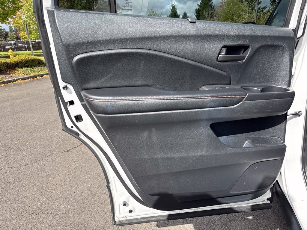Used 2023 Platinum White Pearl Honda TrailSport image 22