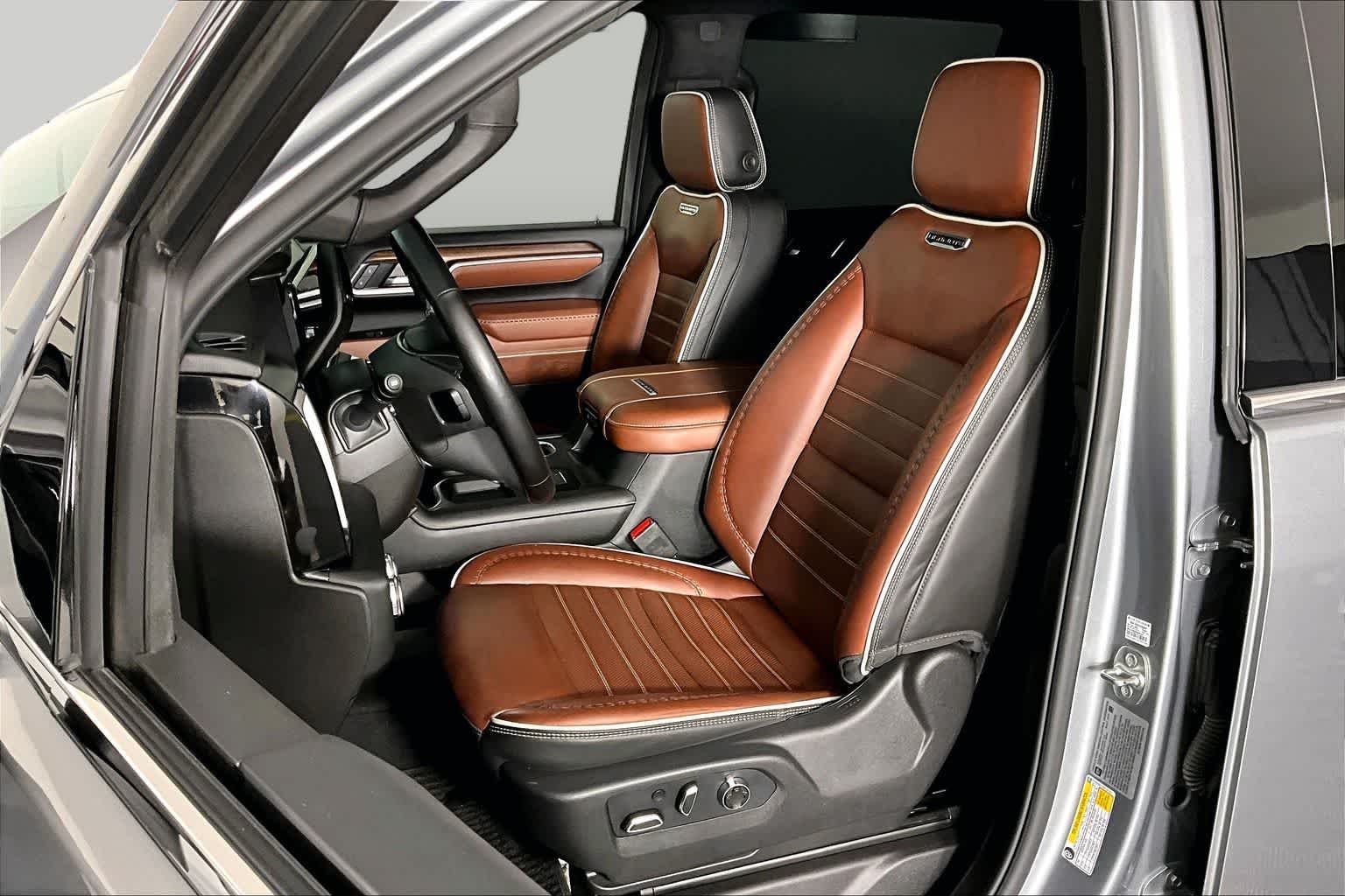 Used 2026 Sterling Metallic GMC Denali Ultimate image 8