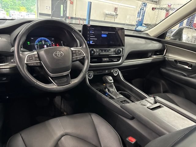 Used 2024 Pearl Toyota XLE image 13