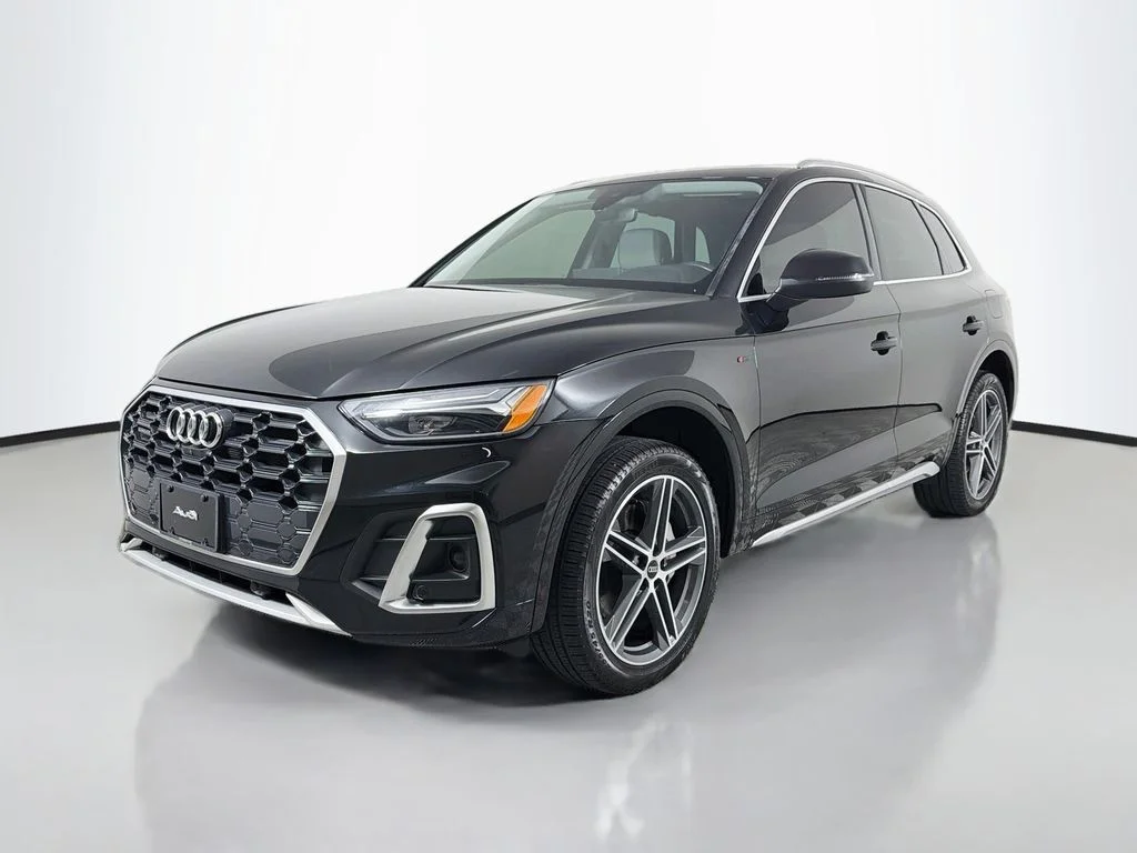 Used 2023 Black Audi 55 Premium image 1