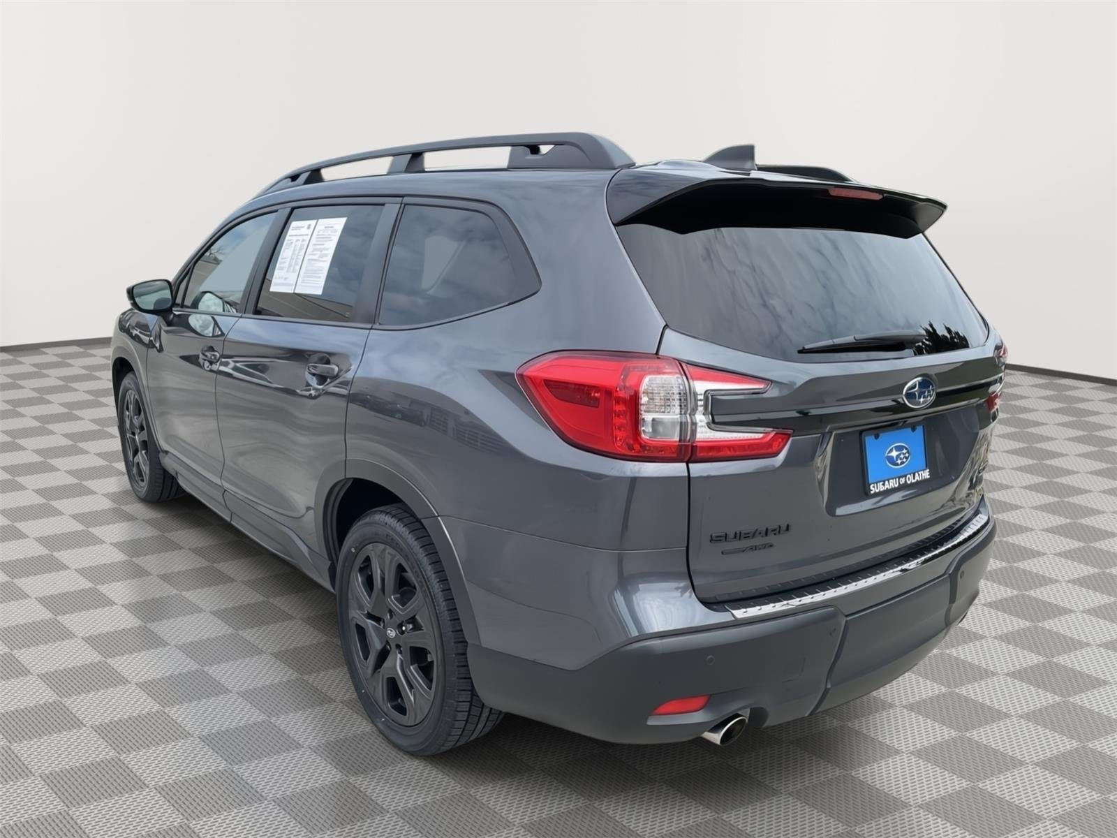 Used 2024 Magnetite Gray Metallic Subaru Onyx Edition Limited image 13