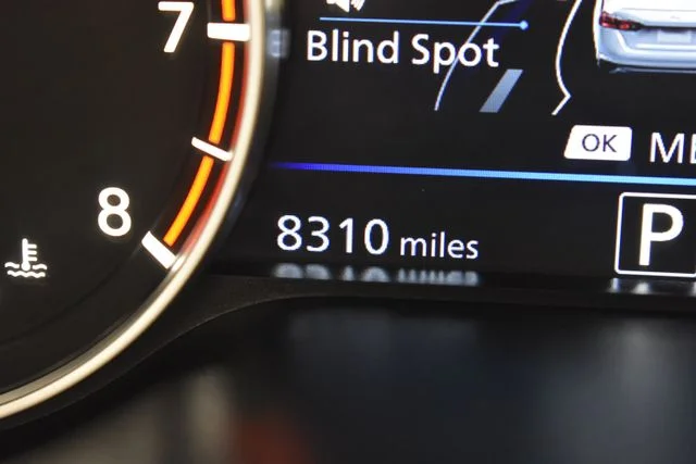 Used 2022 Gray Nissan 2.5 SV image 25