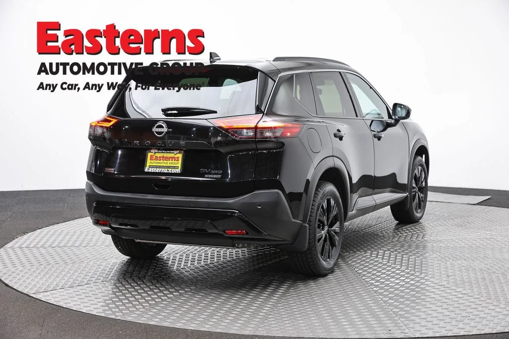 Used 2023 Black Nissan SV image 5
