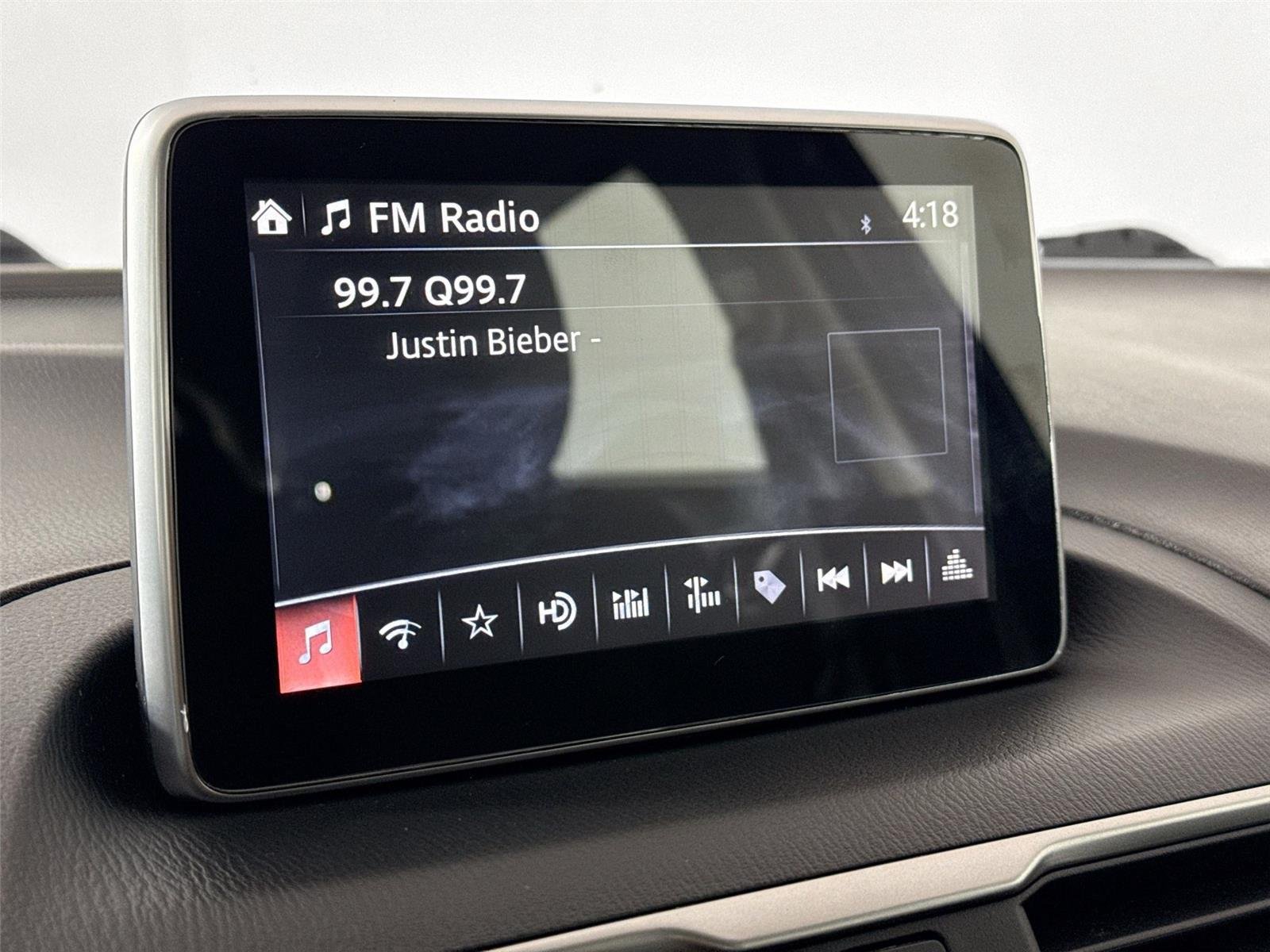 Used 2015 Meteor Gray Mica Mazda i Sport image 21