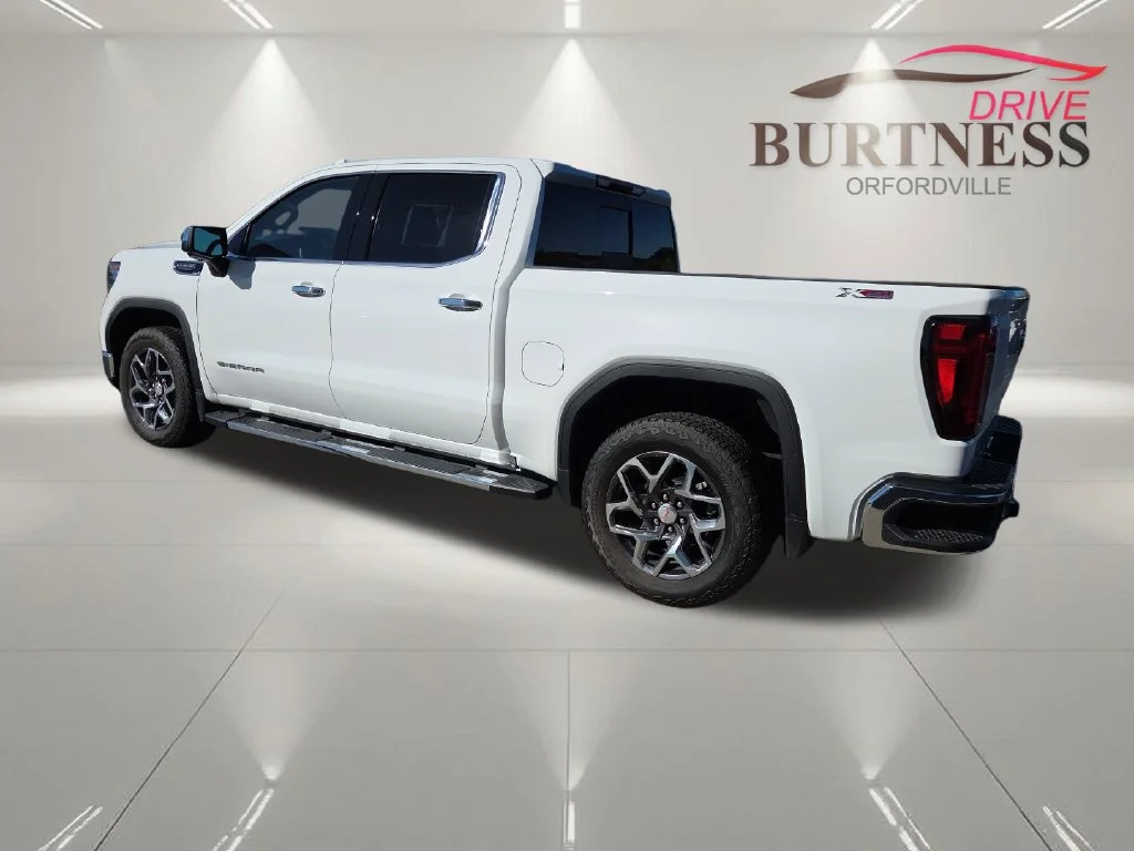 2024 GMC Sierra 1500 SLT - Photo 6
