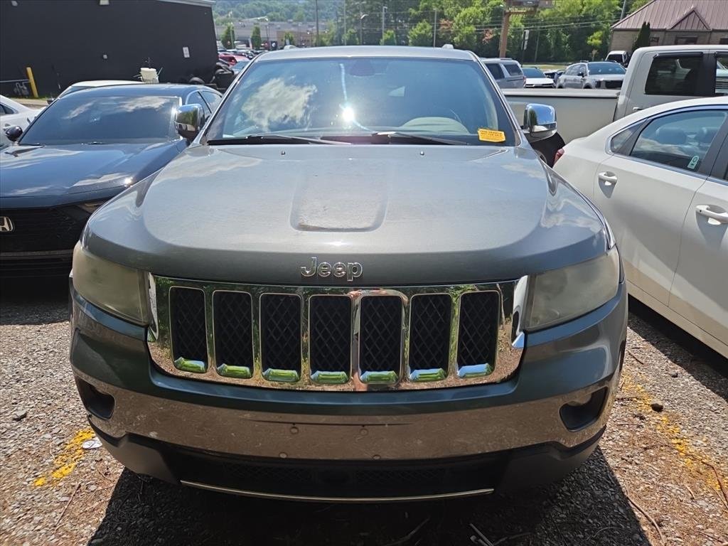 Used 2011 Gray Jeep Overland image 2