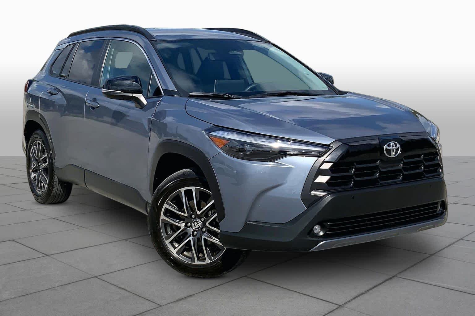 Used 2026 Celestite Toyota XLE image 3