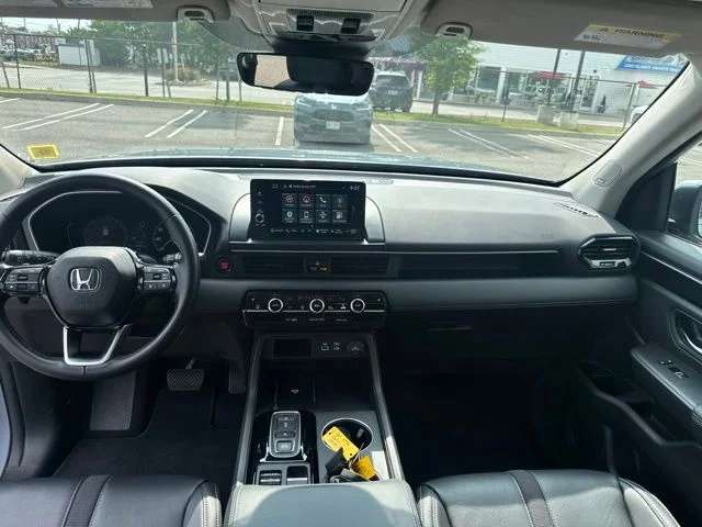 2023 Honda Pilot Touring - Photo 16