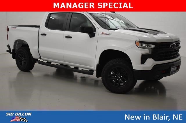 New 2026 Summit White Chevrolet LT Trail Boss image 13