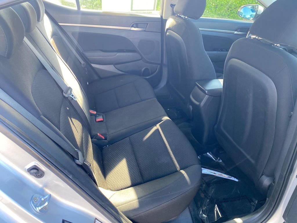 Used 2019 Silver Hyundai SEL image 12