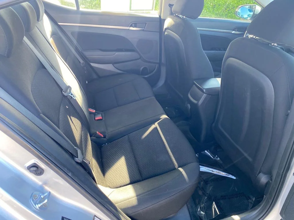 Used 2019 Silver Hyundai SEL image 12
