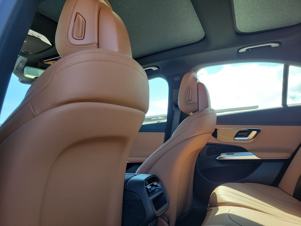 New 2027 MANUFAKTUR Alpine Grey Mercedes-Benz E 450 image 11