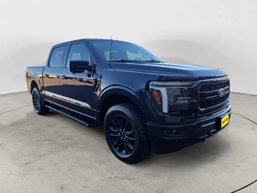 Used 2025 Blue Ford Lariat image 5