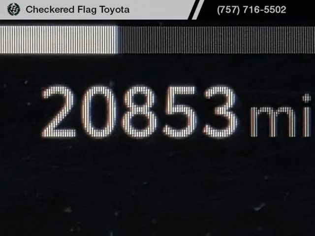 Used 2026 Wind Chill Pearl Toyota Limited image 12