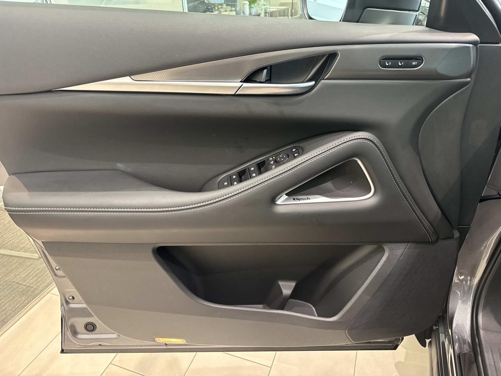 New 2027 GRAPHITE SHADOW INFINITI Sport AWD image 14