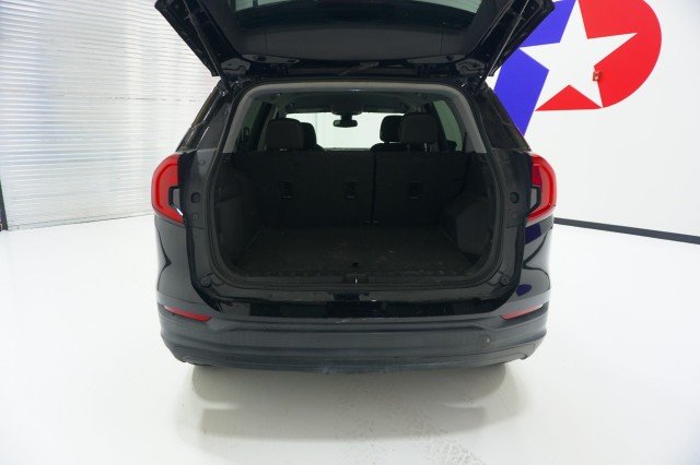 Used 2023 BLACK GMC SLE image 9