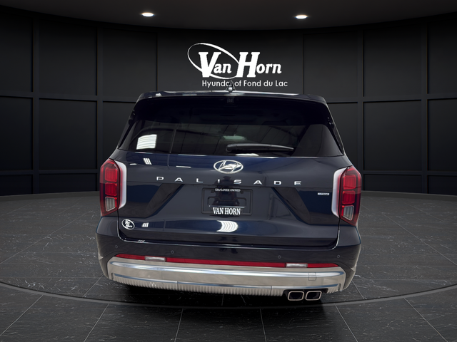 Used 2024 Moonlight Cloud Hyundai Calligraphy image 4