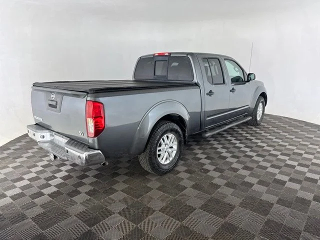 Used 2016 Gray Nissan SV image 5
