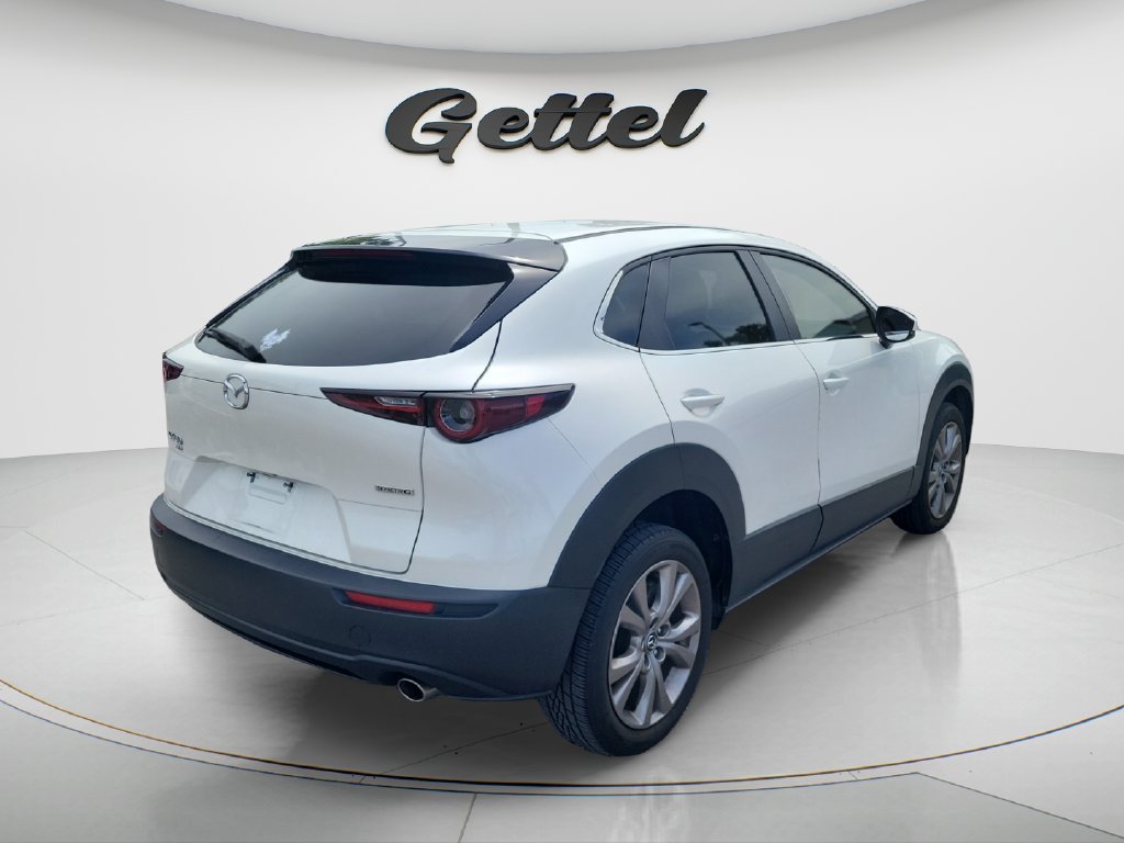 Used 2021 White Mazda Preferred image 5
