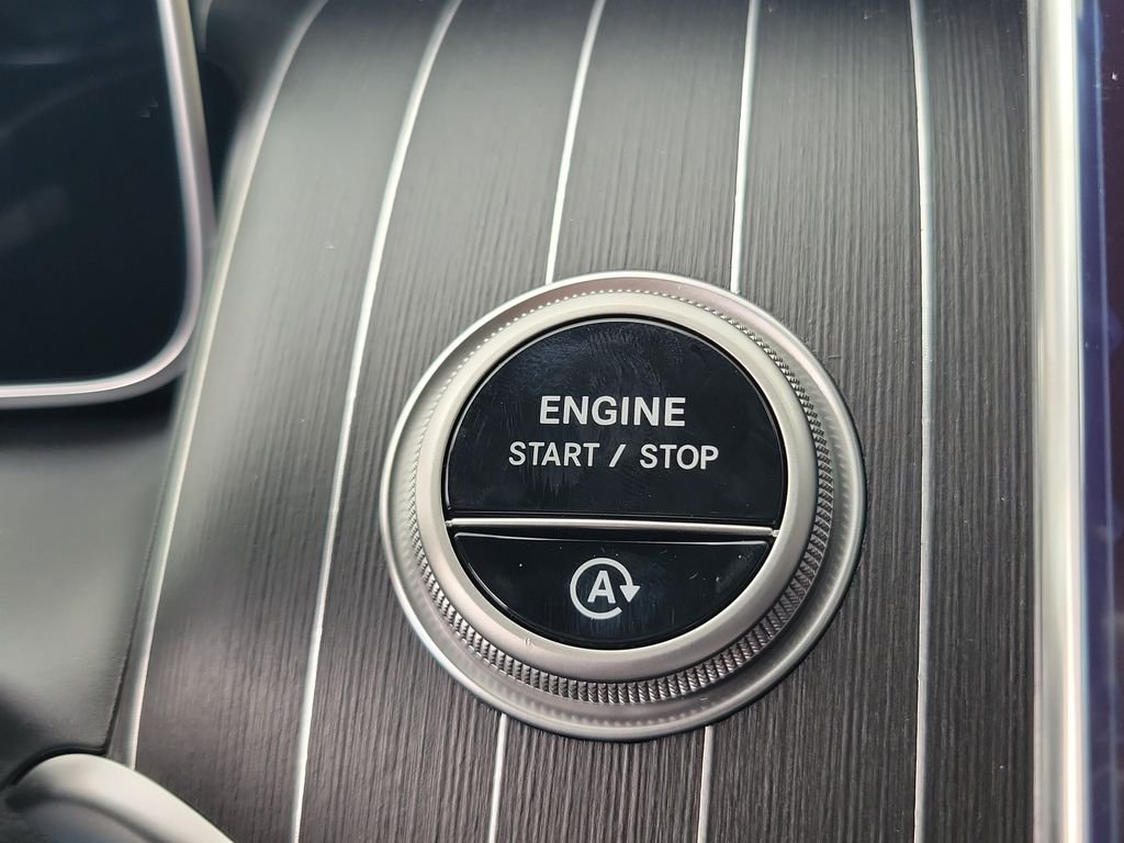 New 2026 Black Mercedes-Benz GLC 300 image 29