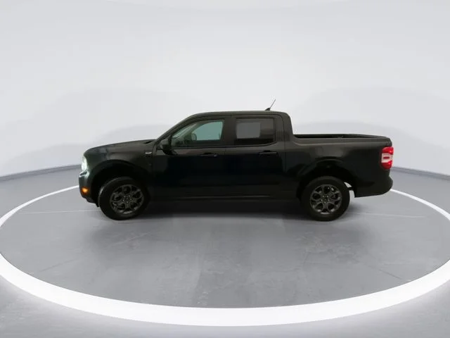 Used 2024 Black Ford XLT image 9