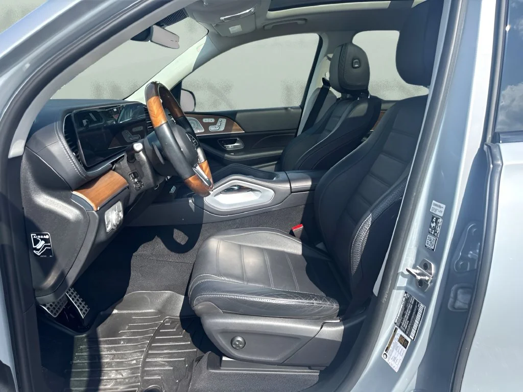 Used 2022  Mercedes-Benz GLS 450 image 9