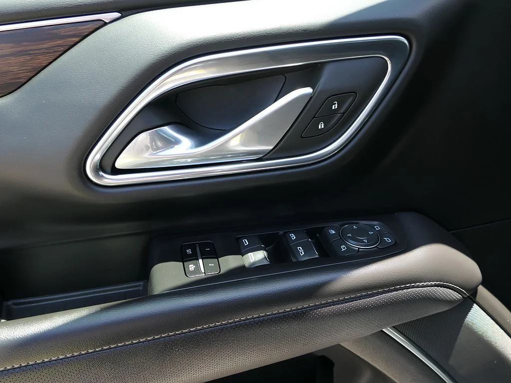 Used 2024 Sterling Gray Metallic Chevrolet Premier image 13
