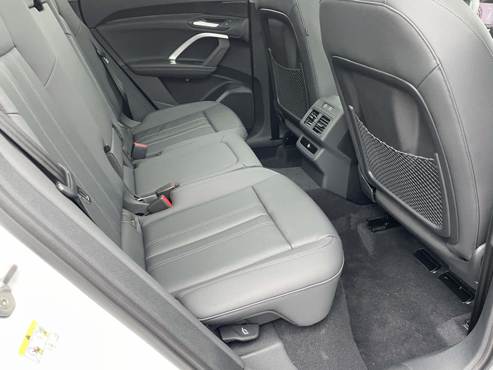 New 2026 2Y2Y/White Audi Premium image 20