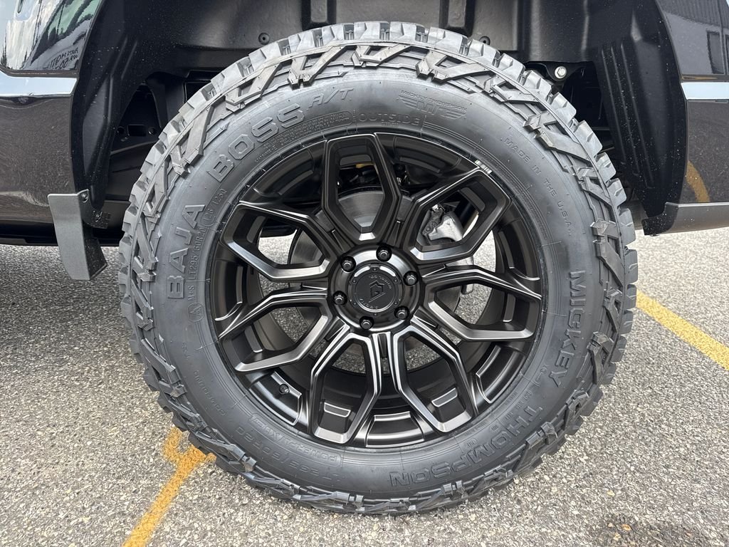 New 2026 Agate Black Metallic Ford Lariat® image 10