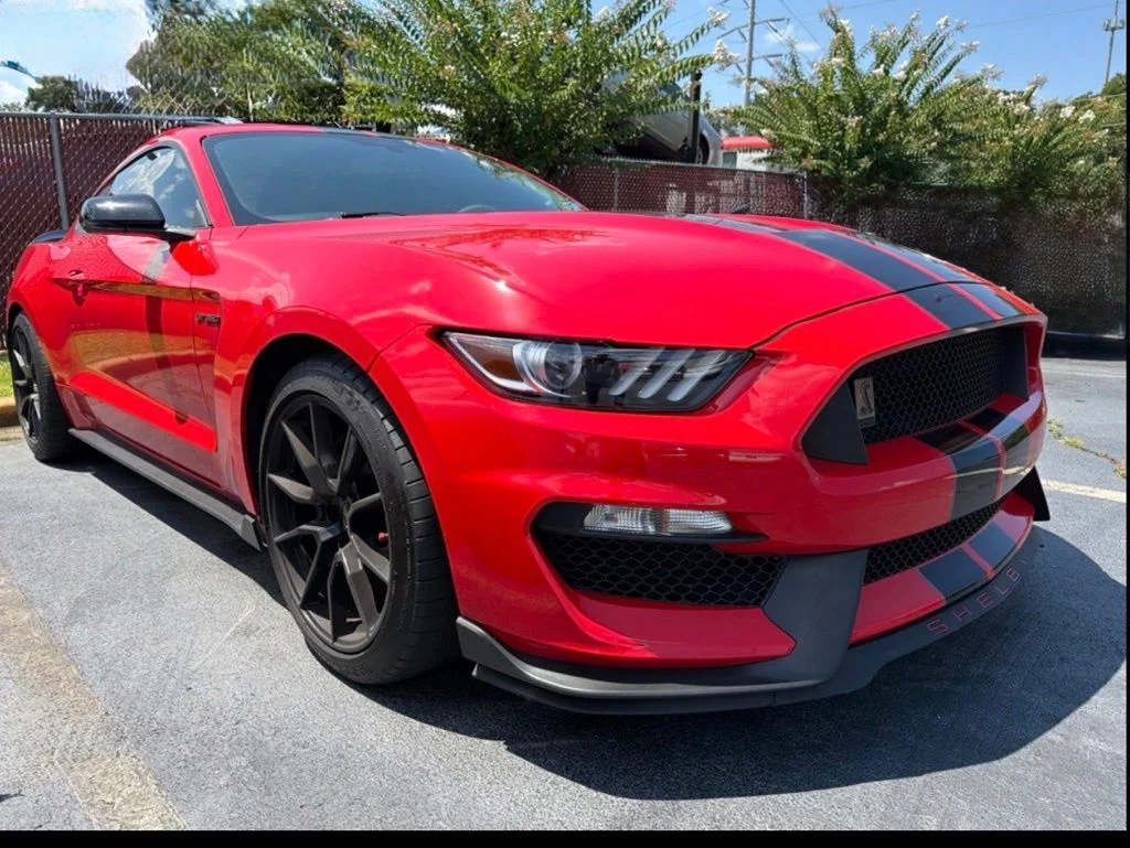 Used 2019 Red Ford Shelby GT350 image 1