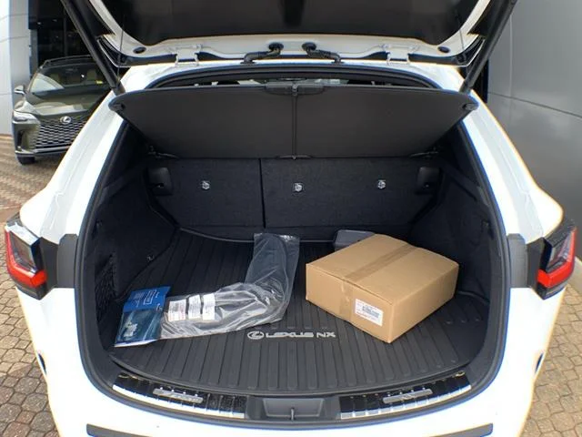 2026 Lexus NX PHEV 450h+ - Photo 24