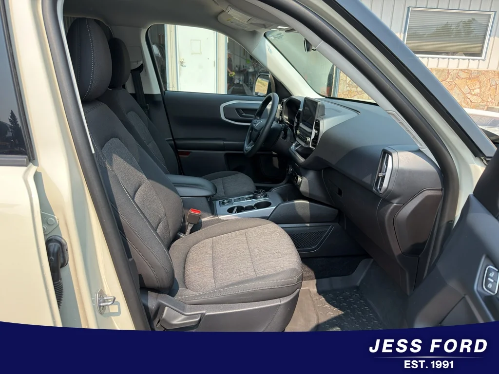 Used 2024 Desert Sand Ford Big Bend image 10