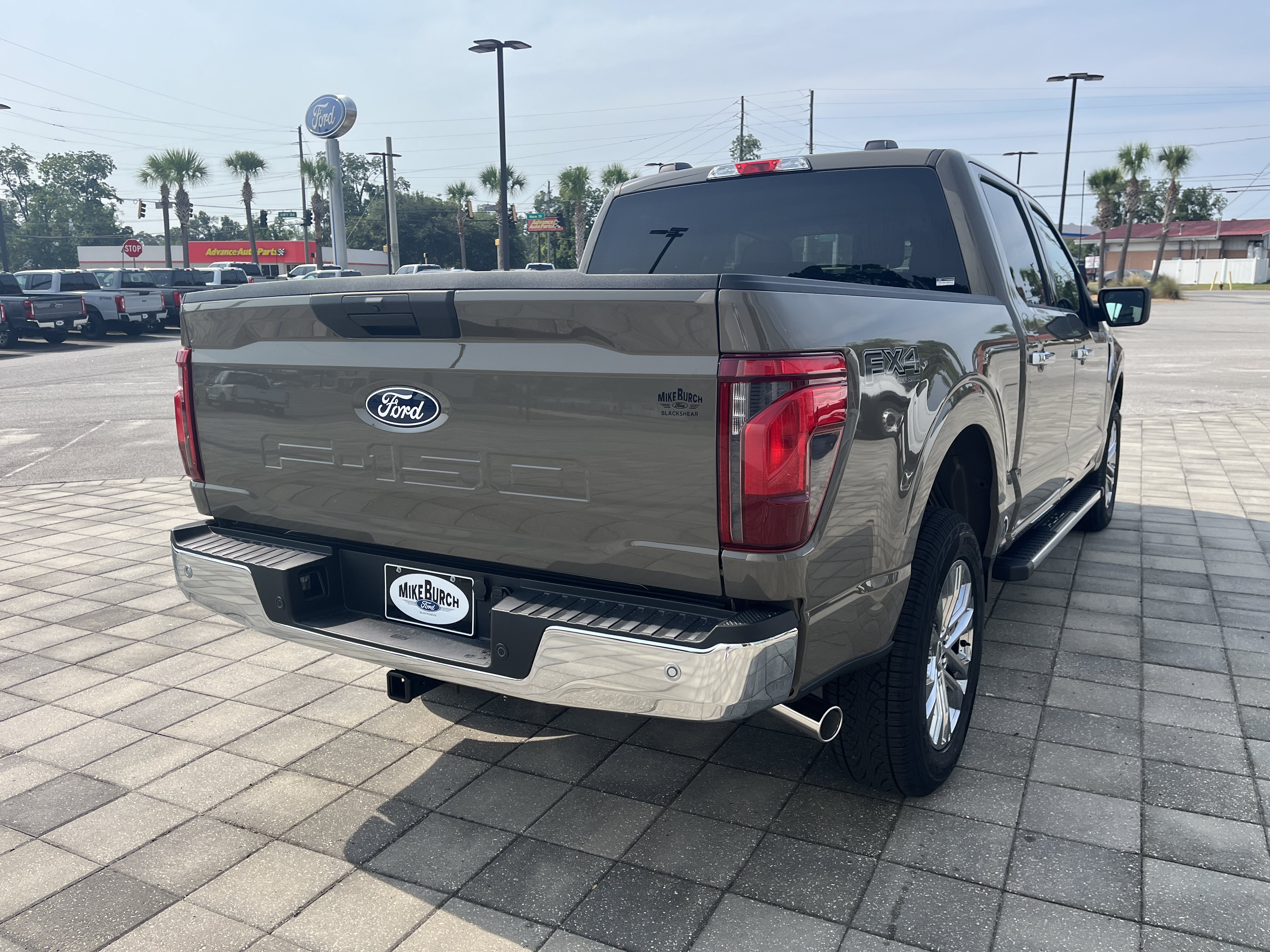 New 2026 Marsh Gray Ford XLT image 6