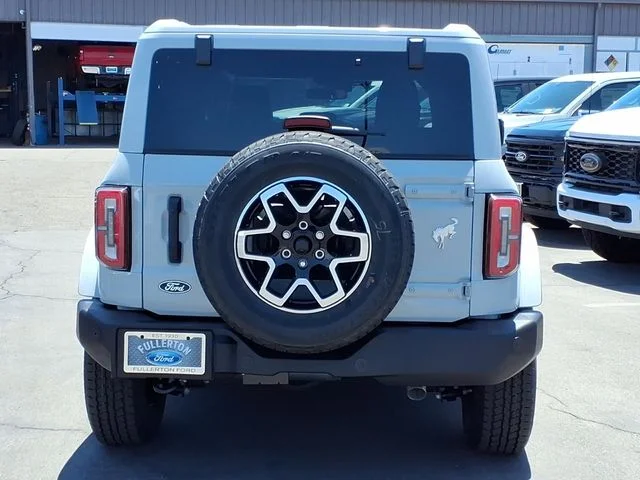 New 2026 Avalanche Gray Ford Outer Banks image 4