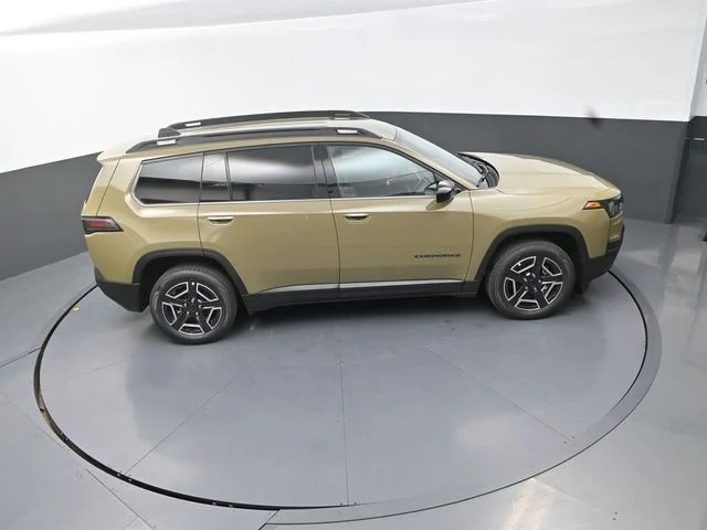 New 2026 41 Jeep Laredo image 18