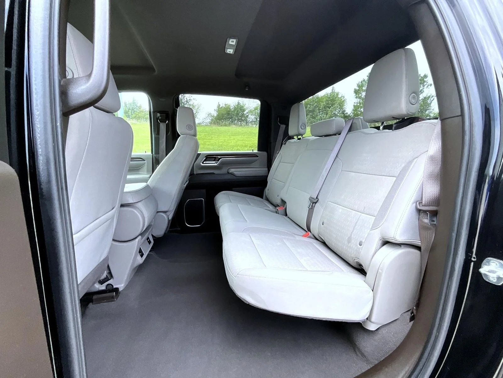 Used 2024 Black Chevrolet LT image 19