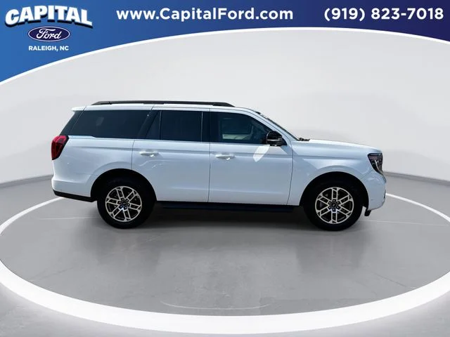 Used 2025 White Ford Active image 9