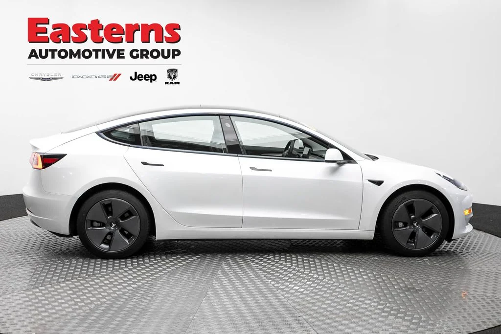 Used 2023 White Tesla Base image 4