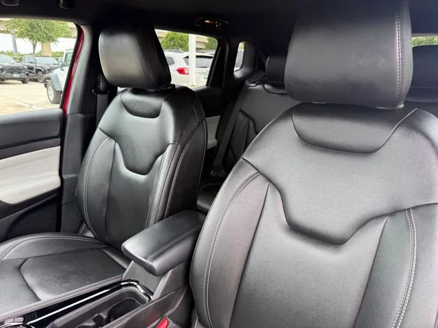 Used 2025 Red Jeep Limited image 14
