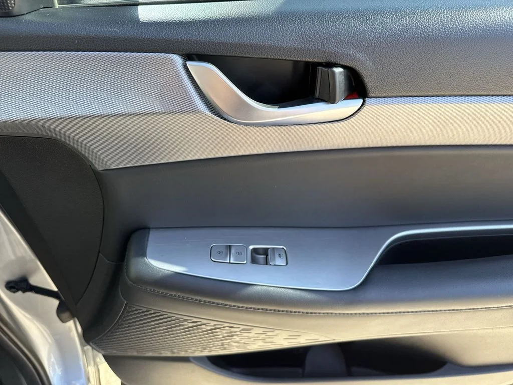 Used 2020 Silver Hyundai SEL image 44