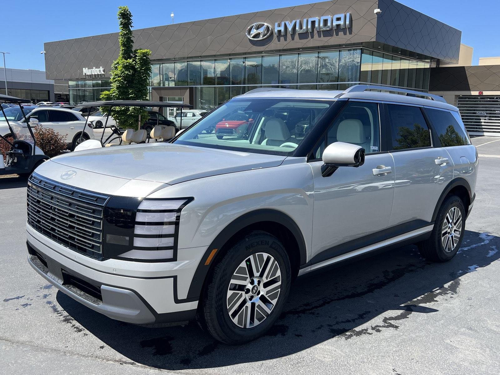 2026 Hyundai Palisade SEL Premium 8 Passenger Hybrid AWD's photo
