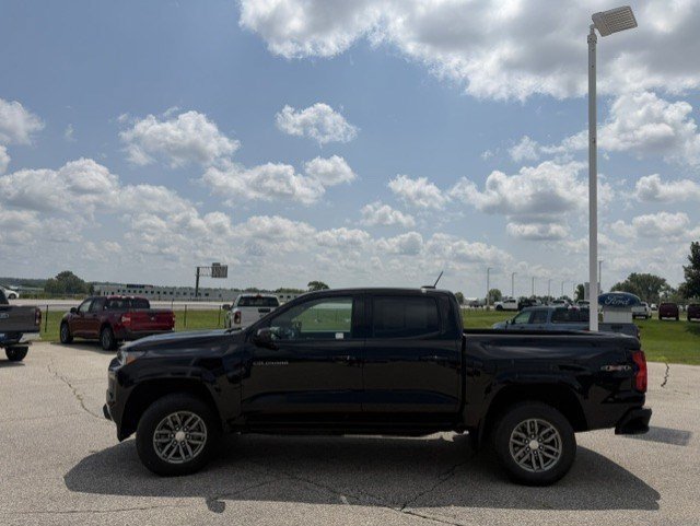 Used 2024 Black Chevrolet 4WD LT image 4