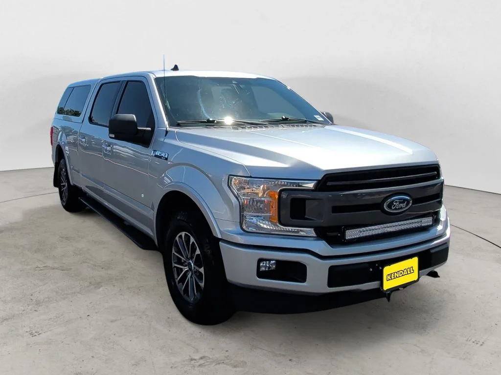 Used 2019 Silver Ford XLT image 3