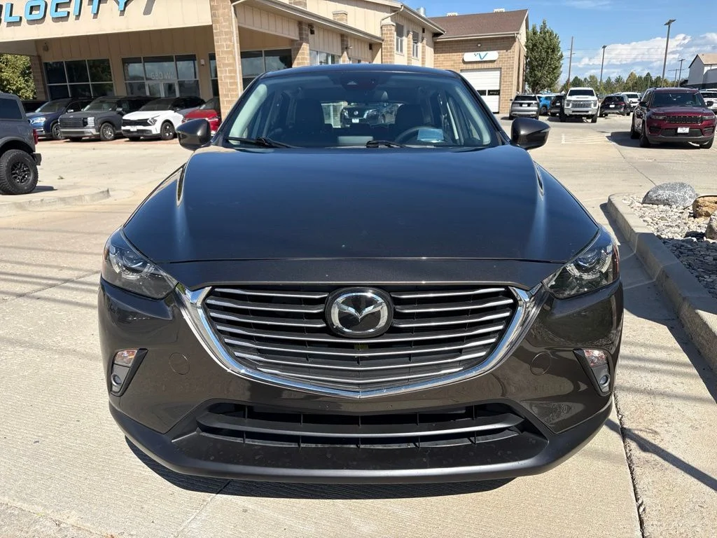 Used 2018 Silver Mazda Grand Touring image 2