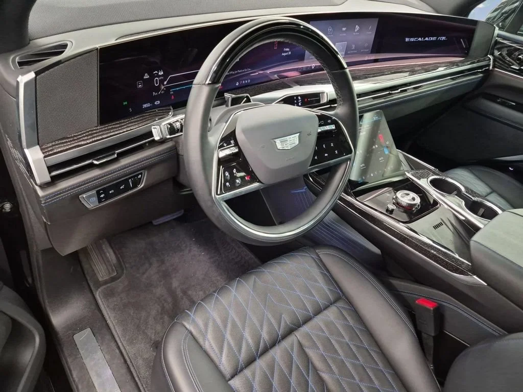 2026 Cadillac Escalade IQL Sport - Photo 2